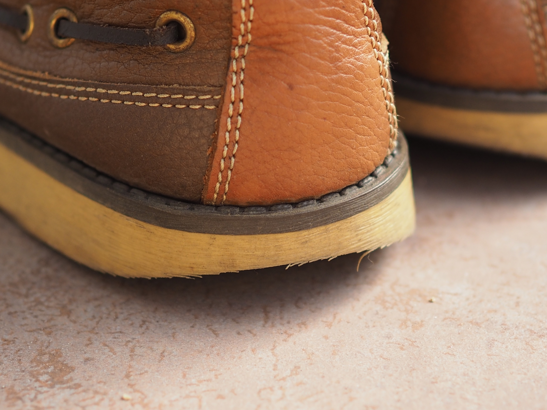 LIANHATA 靴底修理シート 1ペア ゴムシートソール 滑り止め 靴底の保護 靴底補修用 靴修理キット 自由にカット シューズ補修材 耐摩耗性の通販はau PAY マーケット - FJショップau PAY マーケット－通販サイト