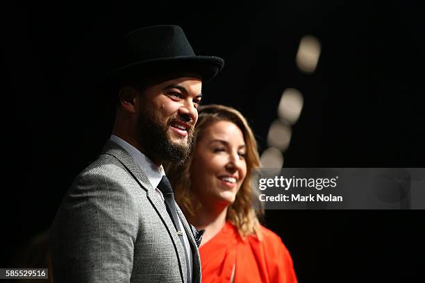 オシェイ・ジョーンズ、4団体統一を目指し、一歩ずつ障害を乗り越える