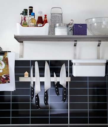 必要なものはサッと片手で取り出せる 100均 マグネットでつく小物収納アイテム3選