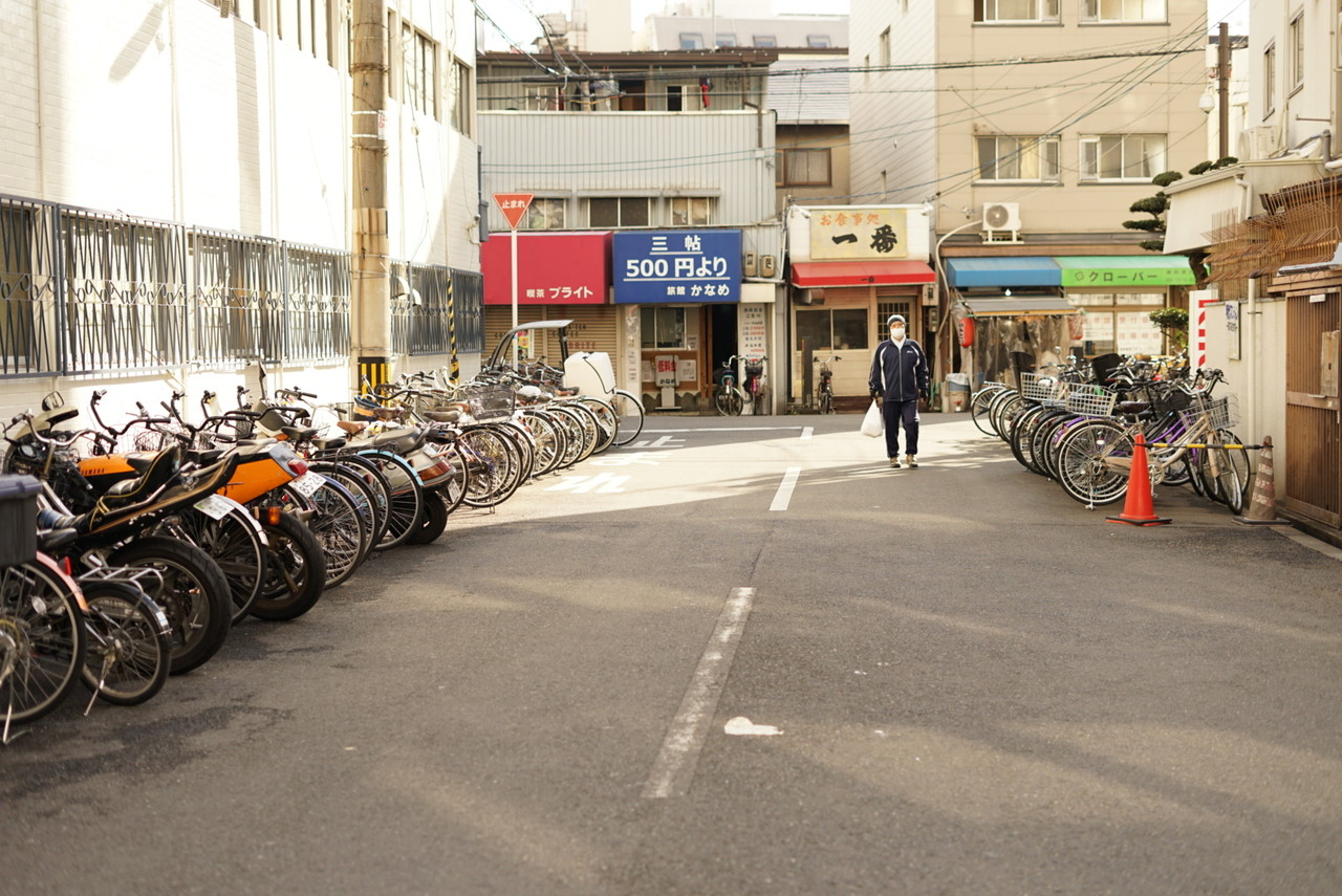 一聞百見】「もう誰も死なせない」…大阪・扇町、西成ホームレス支援に駆り立てた75歳男性の壮絶人生 - 産経ニュース