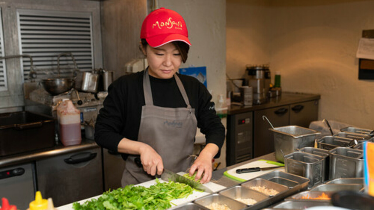 カフェモロゾフ 三番街ショップ喫茶のアルバイト・パート求人情報大阪市北区・カフェホールキッチンスタッフMOROZOFF モロゾフ