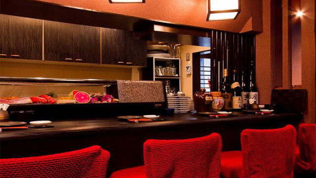 新宿歌舞伎町の隠れ家鮨屋 鮨 的場