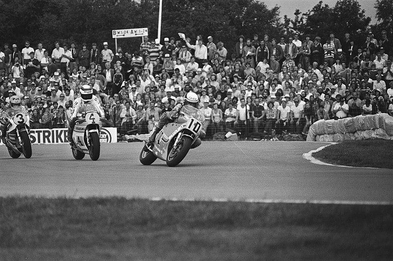 MotoGP、フランコ・ウンチーニ FIM ：「7月が世界選手権の開幕月になる可能性があると思います」 - パドックGP