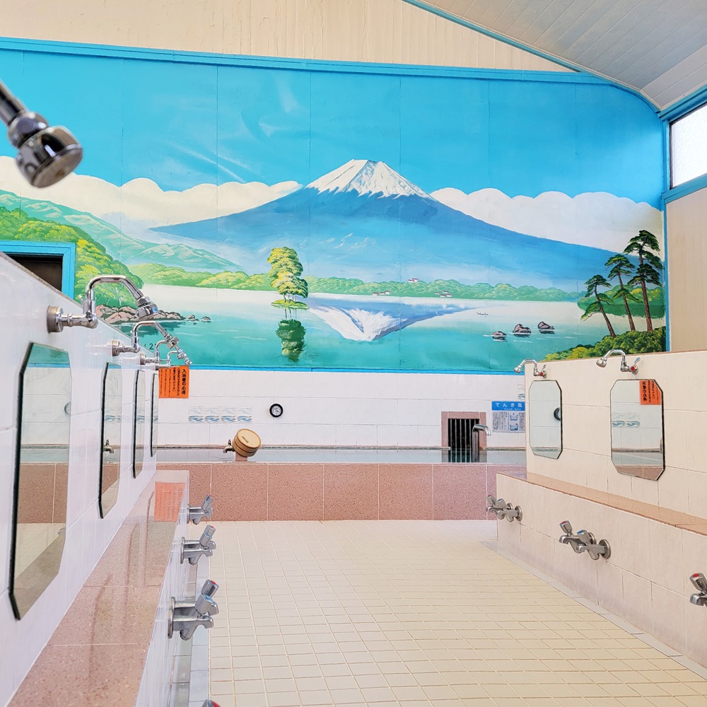 家の隣の式場、葬儀場の相生ホール火災、消防車30台、50名近くの消防隊員が消火活動する - 中澤祐樹ブログ