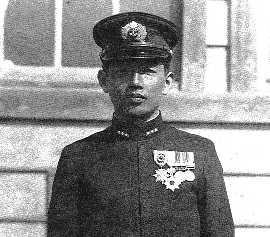 Yahoo!オークション - 大日本帝国海軍 襟章 中尉 少尉 当時物 戦争 軍