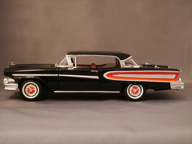 ミニチャンプス '58 Edselエドセル Bermudaバミューダ 1 43