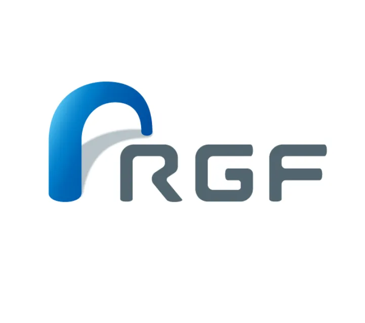 第一次世界大戦中、イギリスの軍需工場で働く女性 モノクロ写真