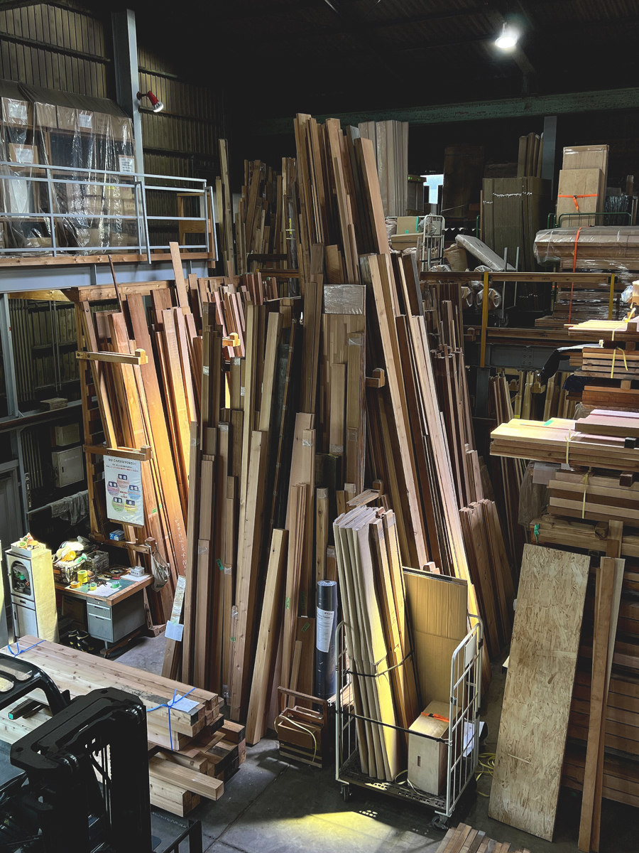 ウエスタンレッドシダー専門高広木材株式会社