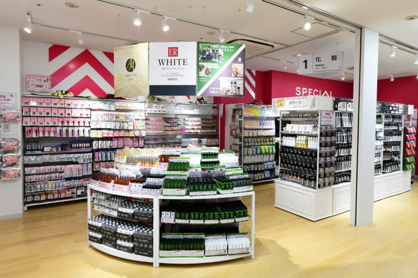 ダイソーのかごと棚板を増やしてDIYしたランドリー収納ミニマリストあやじまのブログ