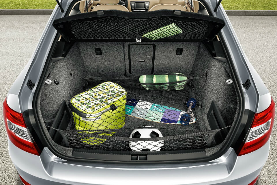 Maxton Design フロントスプリッター V.5 シュコダ オクタビア RS Mk4 SK-OC-4-RS-FD5G - OPSHOLDERS