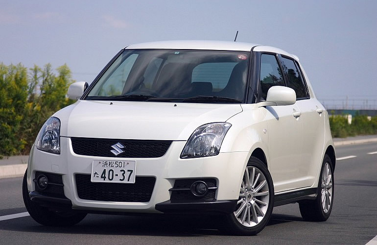 コンセプトは「イケおじ仕様」渋くカッコ良いスイフトスポーツカスタム仕様！埼玉県の新車コンプリートカー販売店スズキアリーナさいたま中央 -スズキアリーナさいたま中央