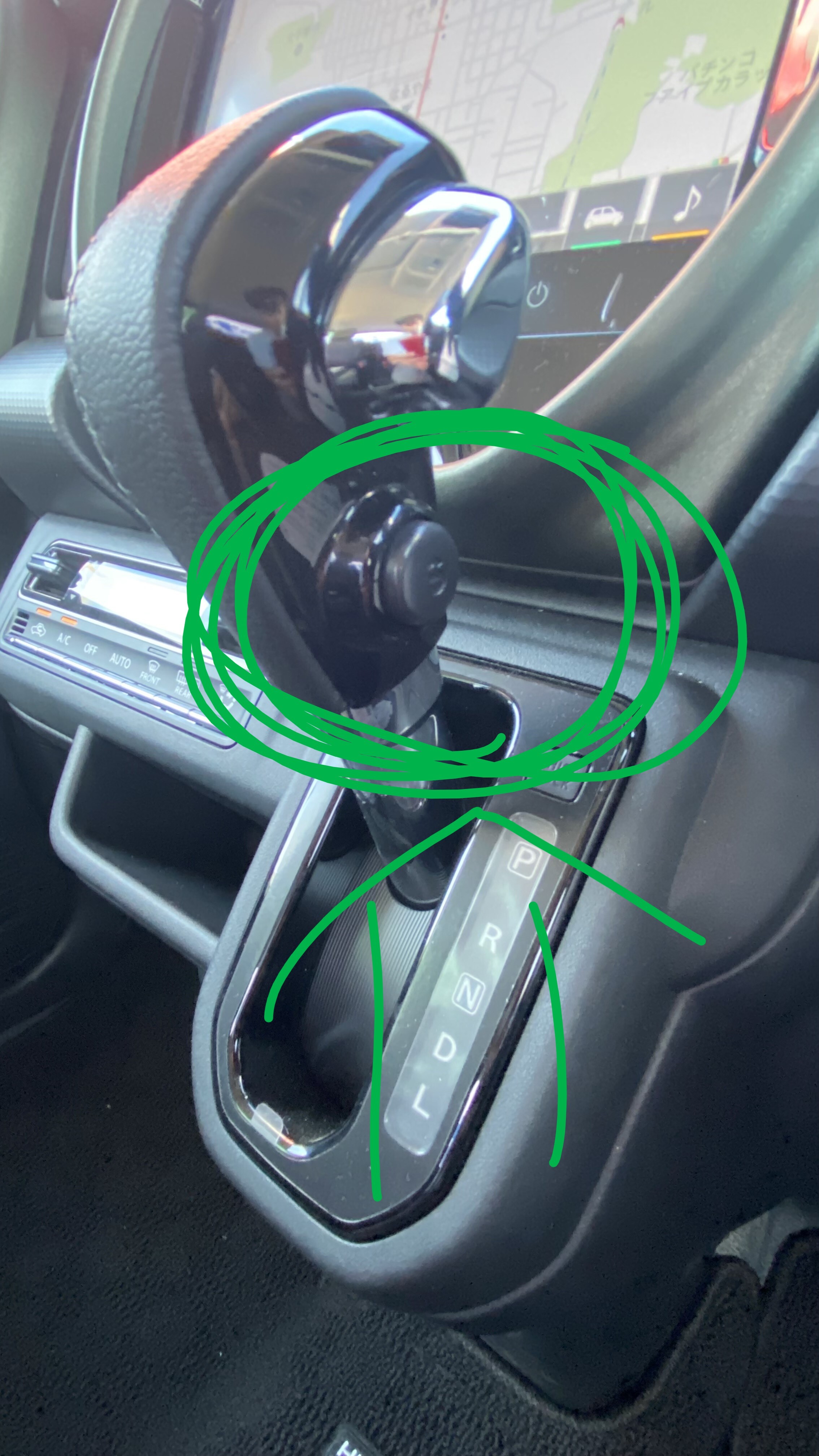 黄色をまとう特別な「トヨタ・マークX」発売ニュース- webCG