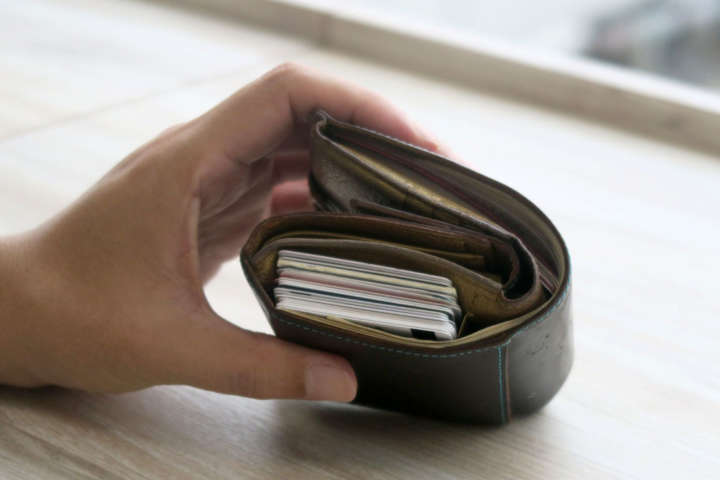 中学生かよ！ ダサくてガッカリした男性の財布・6パターン 1ページ目 「マイナビウーマン」