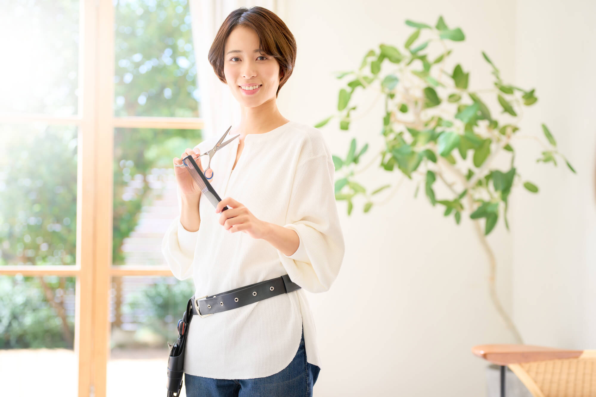 美容師が名刺を渡すメリットとは？名刺に載せる内容やこだわりポイント、おすすめの名刺印刷サイトを紹介モアリジョブ