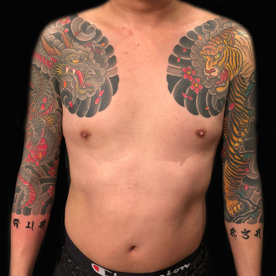お子様のお名前を組み込んだトライバルタトゥー札幌のタトゥースタジオ MOUNTAIN HIGH TATTOO WORKS作品集