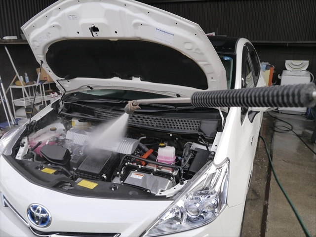 楽天市場 エンジンルーム 洗浄 エンジンクリン 20L 約266台分エンジン 洗浄剤 汚れ落とし 洗浄 洗車用品 油汚れ エンジンクリーナー カーシャンプー油落し 油取り ワックス オイル グリス除去 洗車用 洗剤 プロ仕様 脱脂シャンプー カー用品頑固 自動車用 業務用