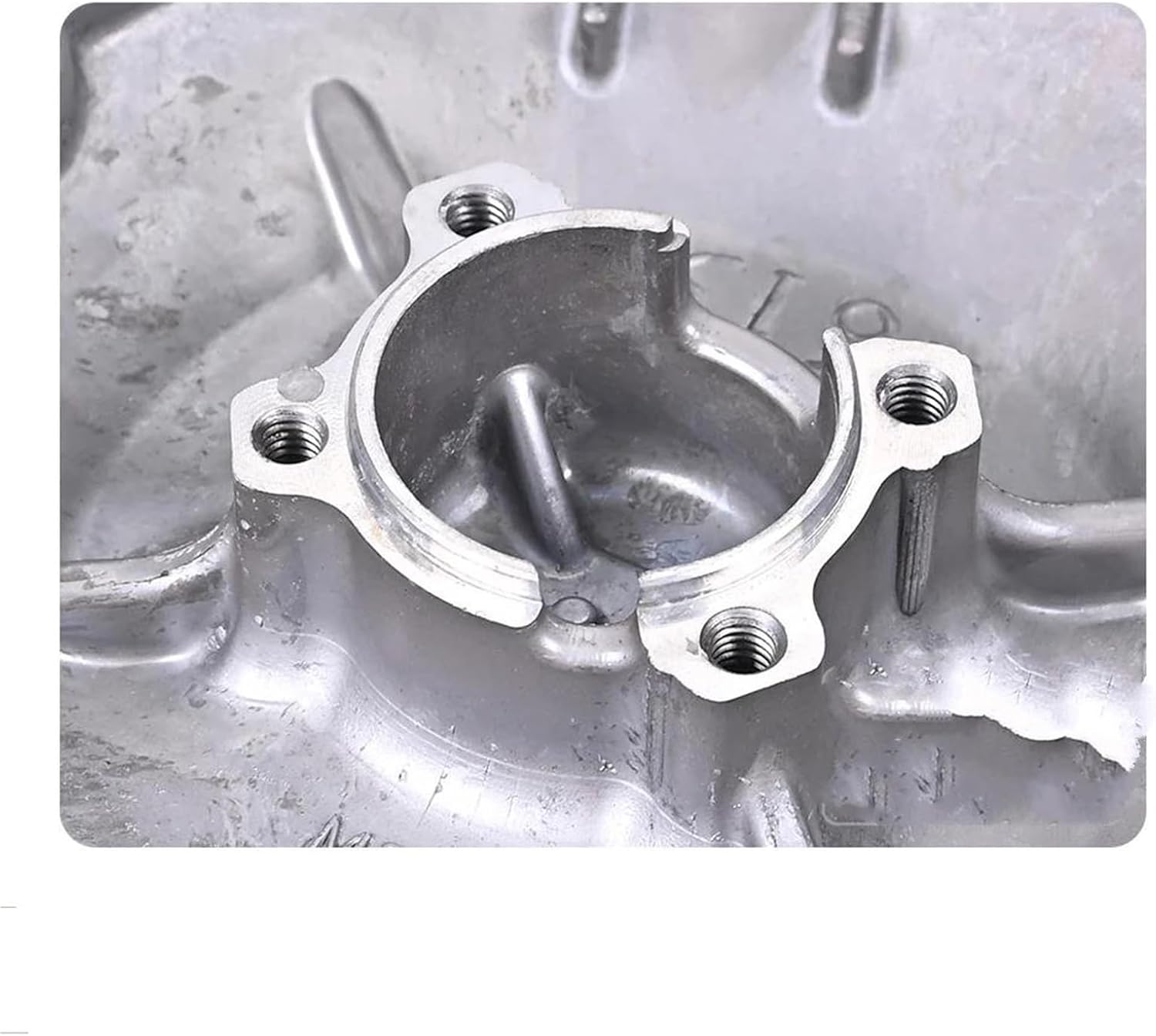 整備士向け動画 液体ガスケットの塗る量＆はみ出し量に気をつけよう！ - YouTube