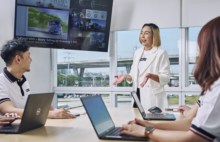 本社キャリア採用