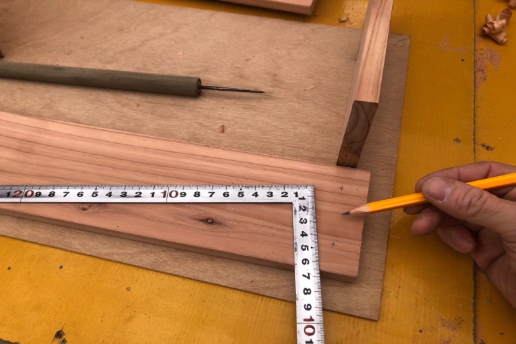 大工の道具箱、木箱、道具袋、釘箱