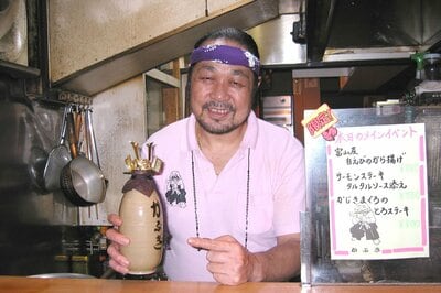 Beer -今日の店長:とよだCS教室の西尾さん本日月曜日ですが、ビアスタンドトヨダ営業中です。先日豊田に学習塾を開かれた「とよだCS学習塾」の西尾先生が今日の店長です。月いちペースで店長に立ちたいとのこと。本日満席からの営業スタートです。beerstandtoyoda