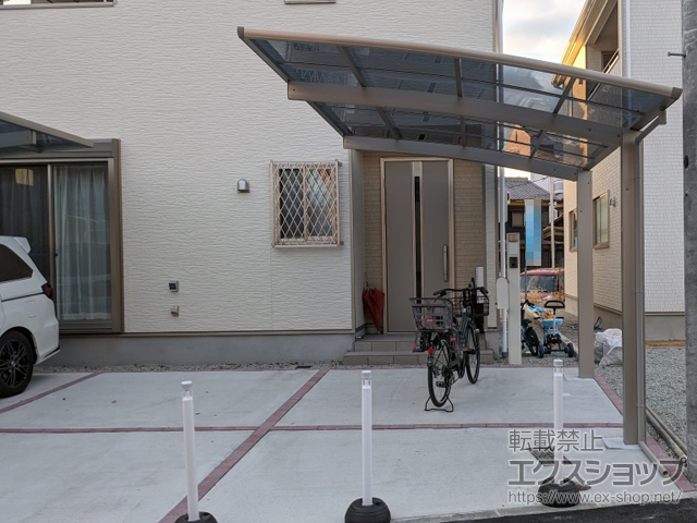 コンクリート目地で変わる！駐車場デザインでおしゃれ外構を実現 追加費用ゼロ 庭ファン