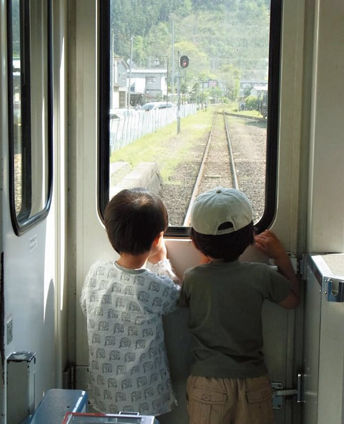 電車ごっこ 製作遊び ハンドメイド 壁面飾り