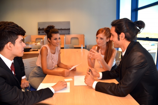 ブレスト会議とは？効果的にするための進め方とポイント│会場ベストサーチジャーナル