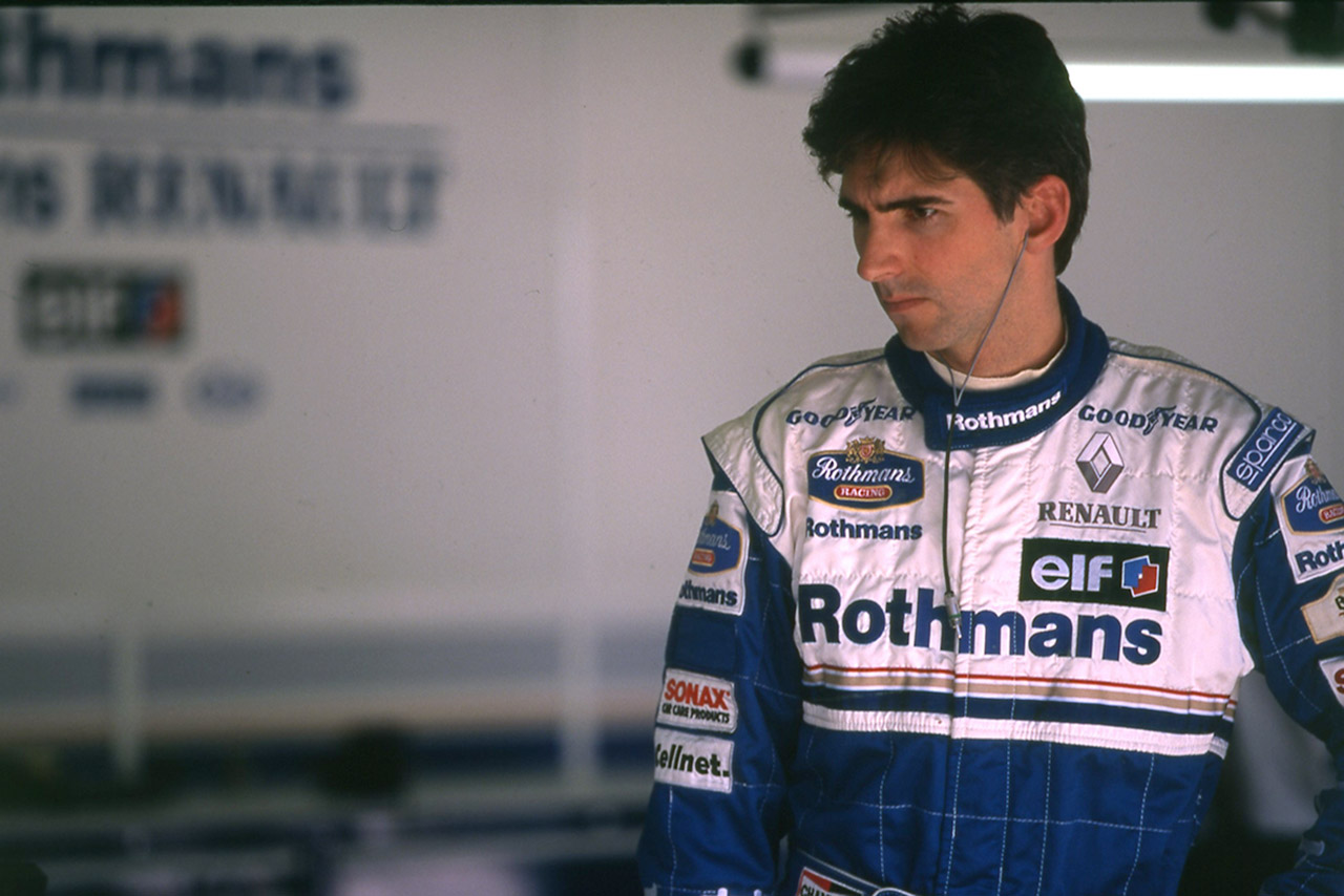 アロウズA18 チャンピオンデーモン・ヒルが加入しアロウズ史上唯一カーナンバー1を付けたマシン ミニカー 95