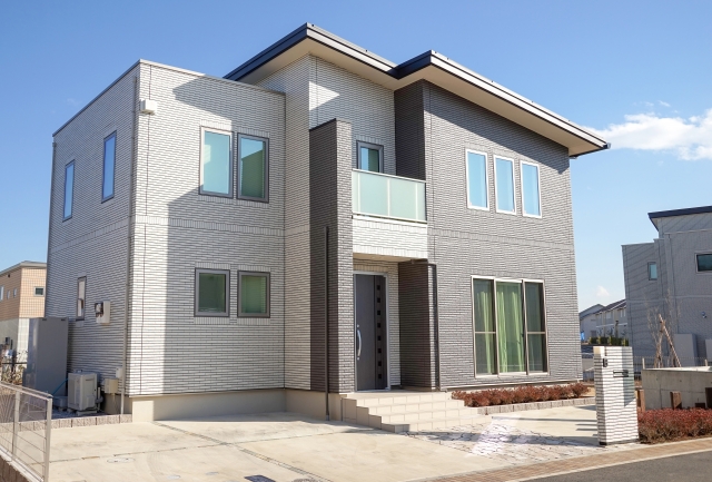 外壁塗装おすすめ塗料ランキング34選！目的・性能別に人気塗料を比較 2024年‐ 不動産プラザ