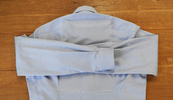 出張時に困らない！簡単にできるワイシャツのたたみ方と持ち運び方一工夫シャツの専門店 ozie