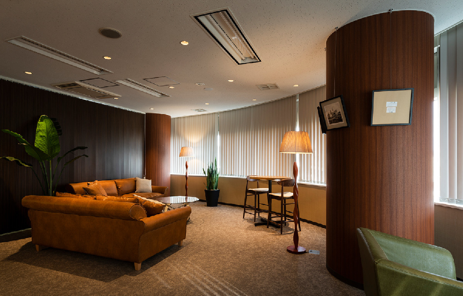 応接室のレイアウトで検討すべきポイントおすすめの応接室セットも紹介 - IRISTORIES - アイリストーリーズ