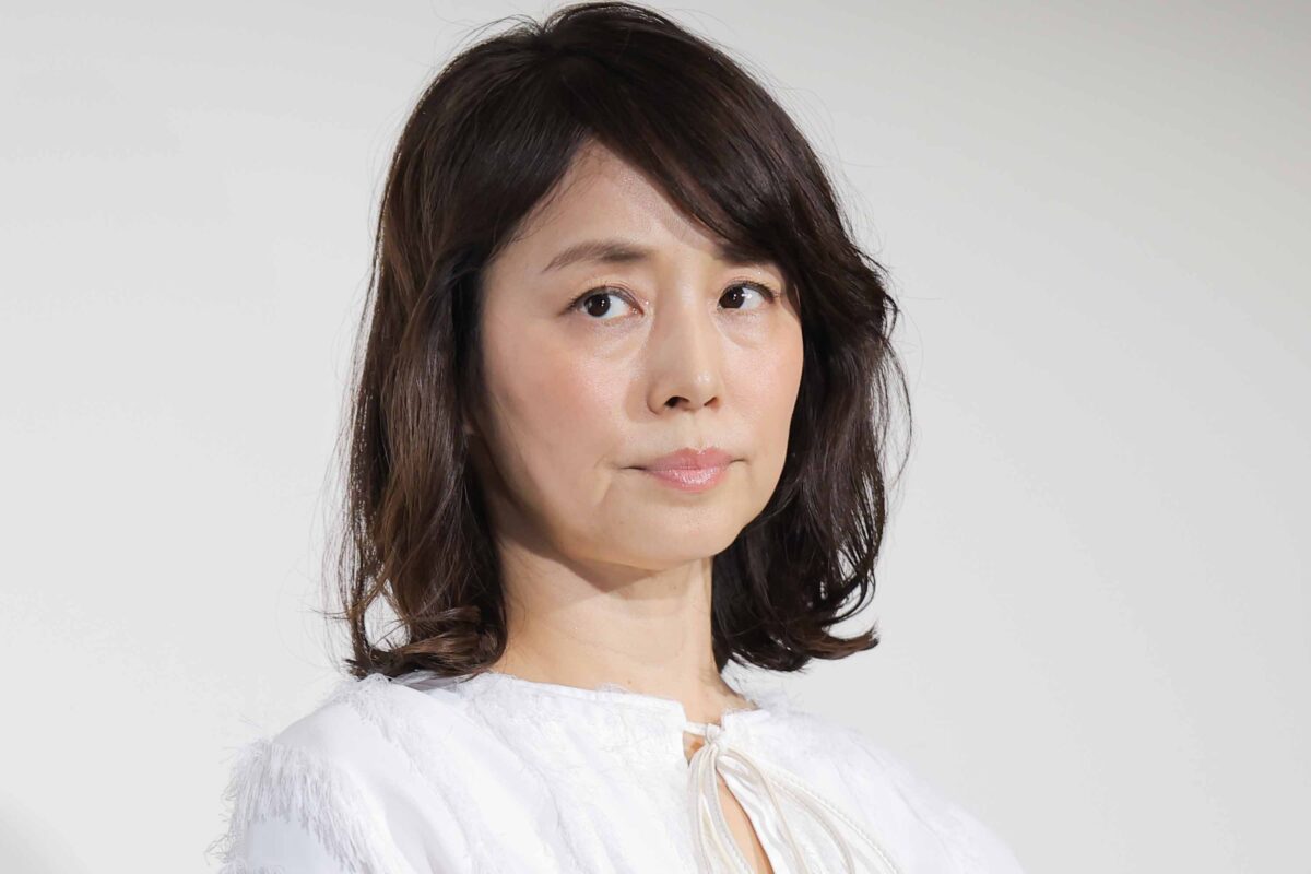 虎に翼』で母親役を好演》石田ゆり子、プロデューサーや共演者が驚いた“愛される力”「ストレスかかる現場でも動じない人」｜NEWSポストセブン