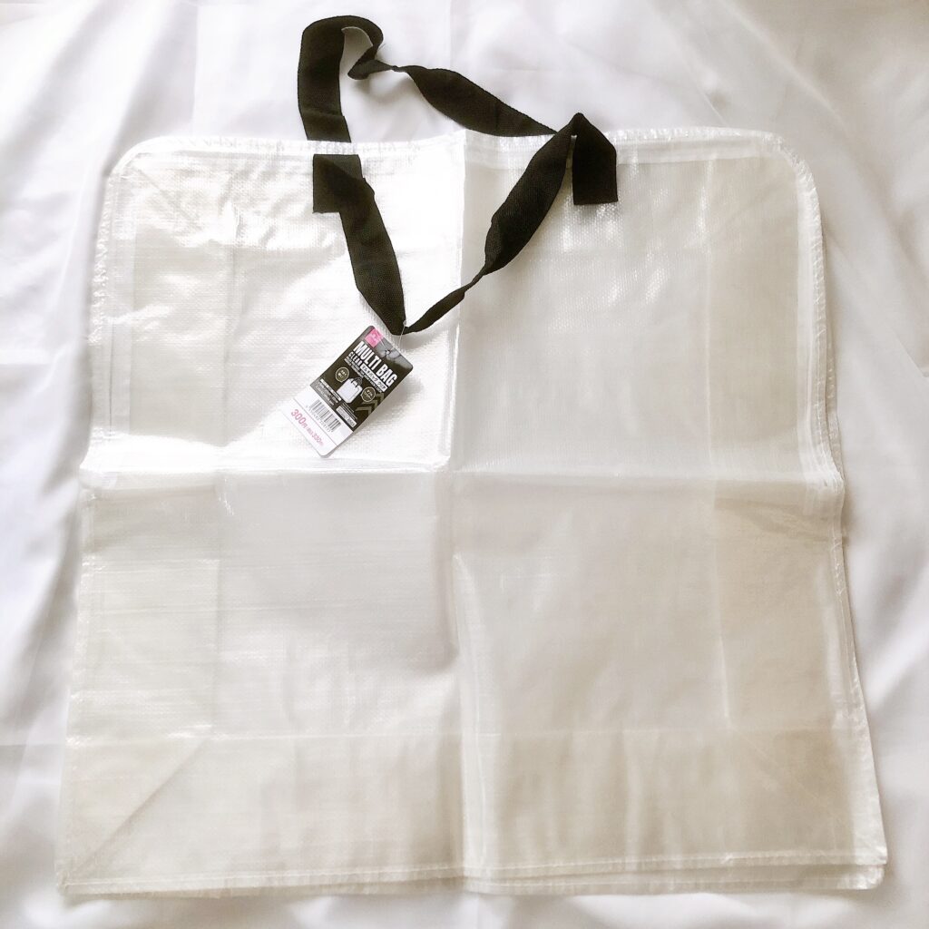 ダイソー 色んな場面で使える♪あると便利♪チャック付き収納袋greenのクンネジョヨ～♪＝“超イイカンジ“ '▽' ｂ