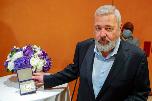 ロシア紙編集長、ウクライナ難民のためノーベル平和賞を競売に 落札価格は約140億円 - BBCニュース