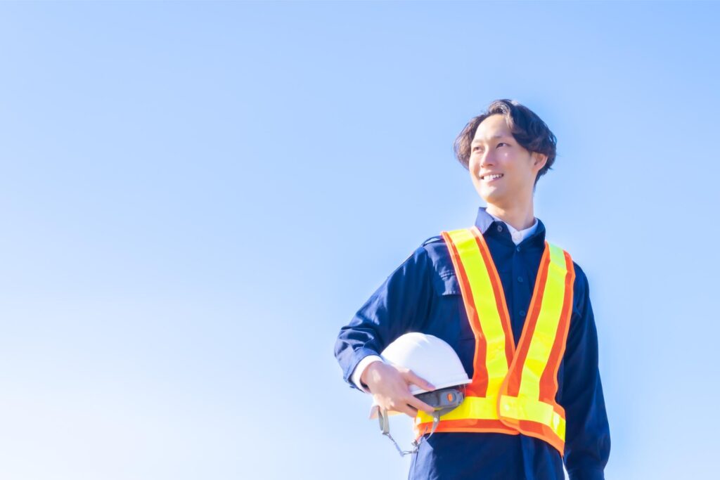 工事現場の安全を守るには？プロの警備員の役割とは？施工管理者必見！株式会社あおい警備保障接客を知る警備員が事故防止を図る警備会社。急なご依頼にも即座な対応