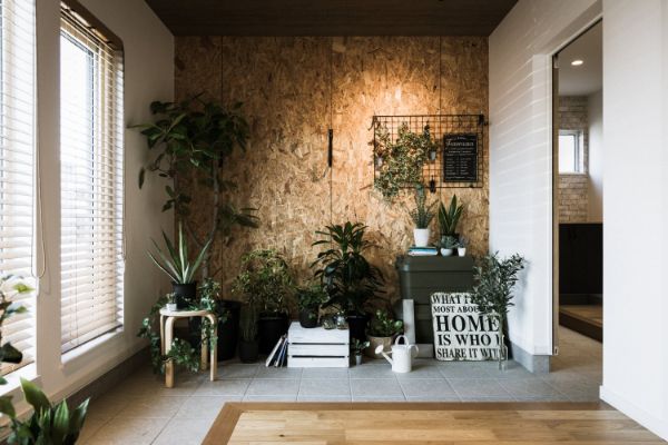 株式会社ロゴスホールディングス株 ロゴスホーム・豊栄建設 株 ・ 株 GALLERY HOUSE· en-courage