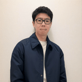 男性編 銀行員のパーマはＯＫ？大丈夫なケース・ＮＧな場合│銀行 オフィスの風景