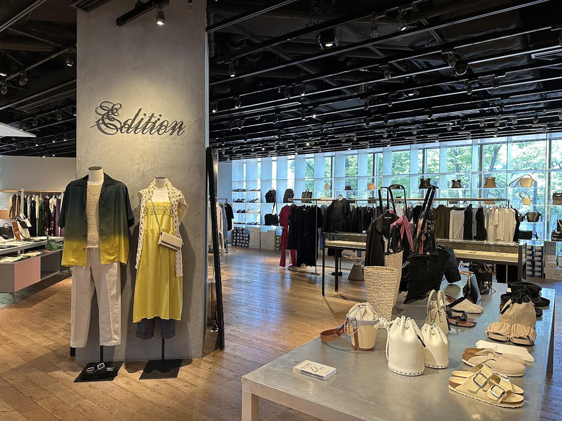 表参道 オフィスカジュアル レディース の人気のお店をご紹介Pathee パシー