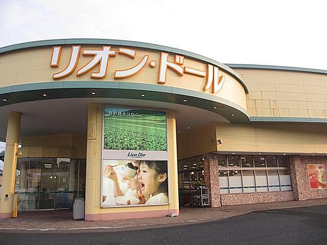 にむらや菓子舗寺尾店の桃のかき氷