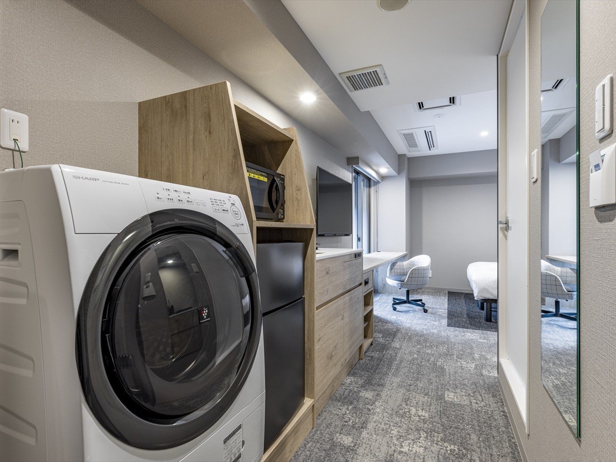 洗濯がつらい ビジネスホテル滞在の新常識とは – 当日集荷！お洗濯代行サービス「しろふわ便」のオウンドメディア