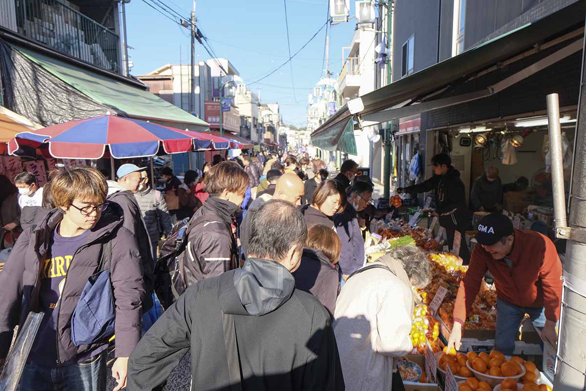 年末恒例の特別大売り出し、埼玉・大宮市場で 一般客向けに開放 100店以上が軒連ね、大勢の客にぎわう埼玉新聞埼玉の最新ニュース・スポーツ・地域の話題