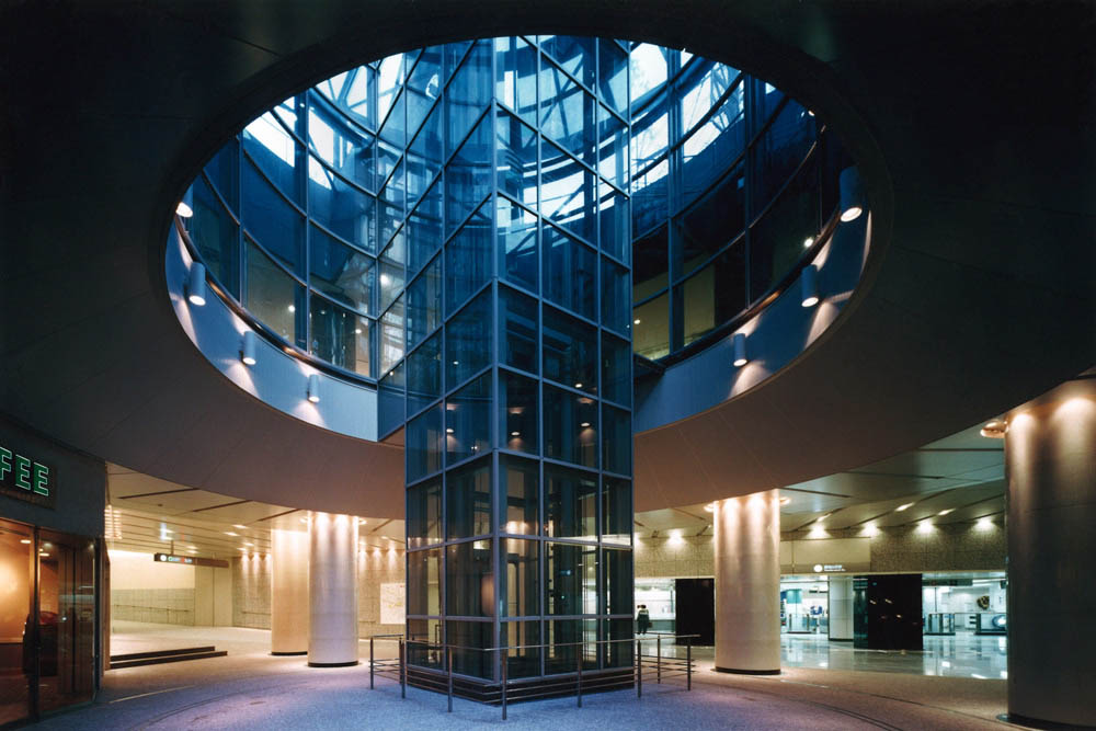 山王パークタワ