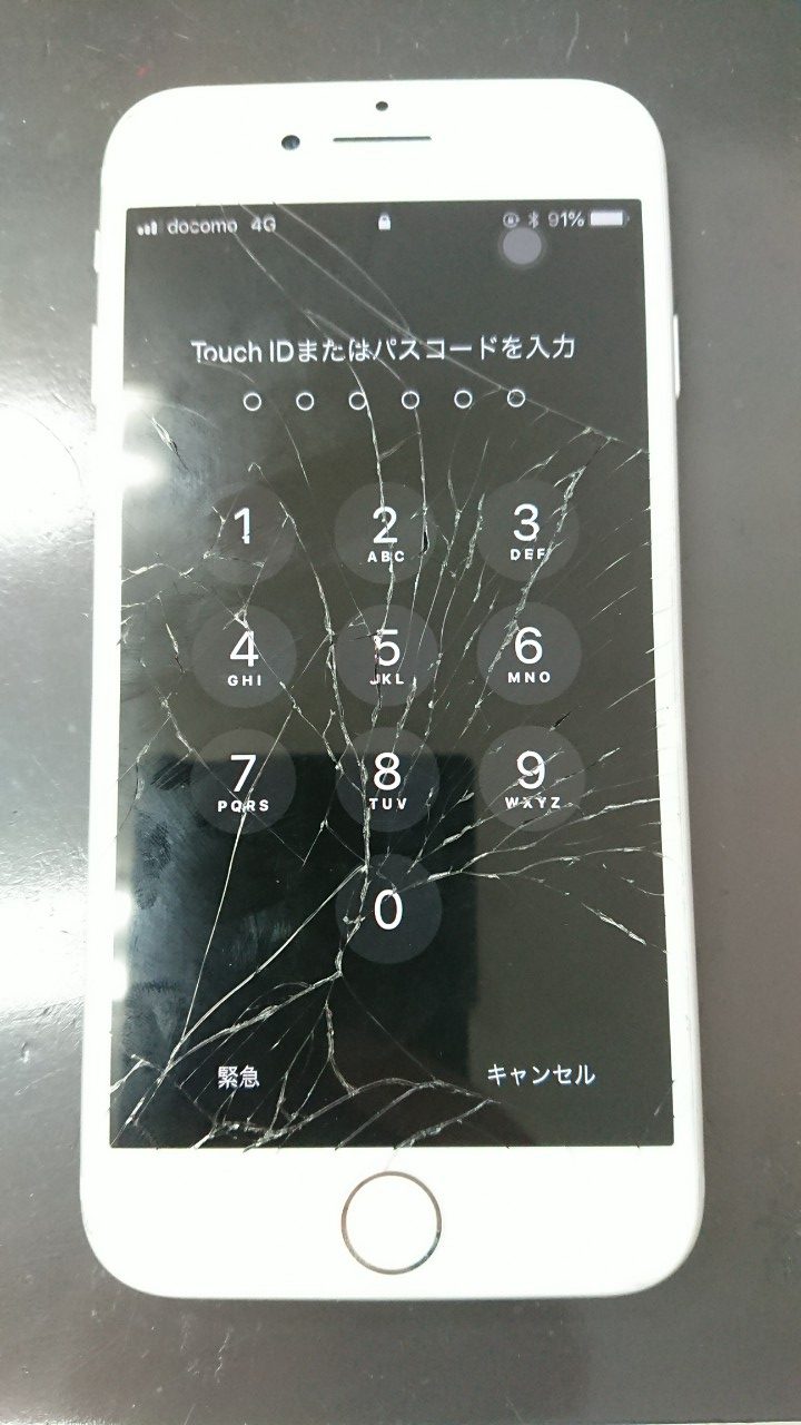 背面ガラス割れを修理するメリットとデメリットiPhone アイフォン 修理はスマホリペアセンター神田駅前店